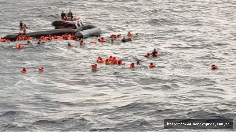 Libya'da batan Tekne ve Bot'da, Onlarca Ölü ve Kayıp Var
