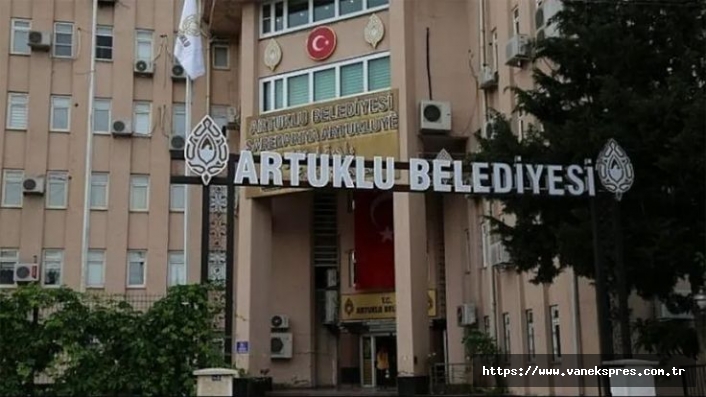 AKP’li 13 meclis üyesinden istifa dilekçesi